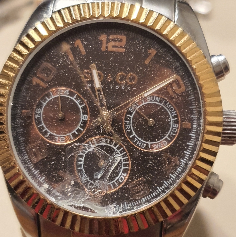 10/$20 So&Co New York Silver/Goldtone Stainless Steel Men's Watch w/Day-Date
